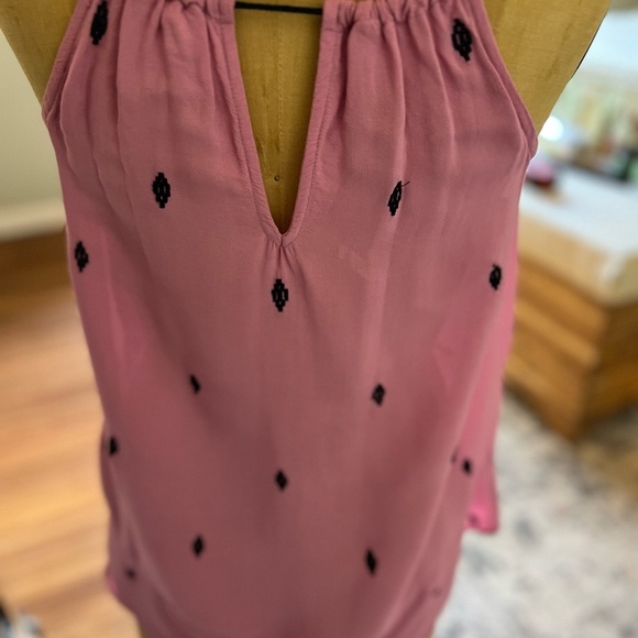 Anthropologie pink beaded sleeveless blouse XS - Picture 5 of 6